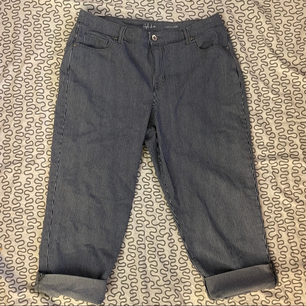 STYLE & CO cuffed pinstripe denim
